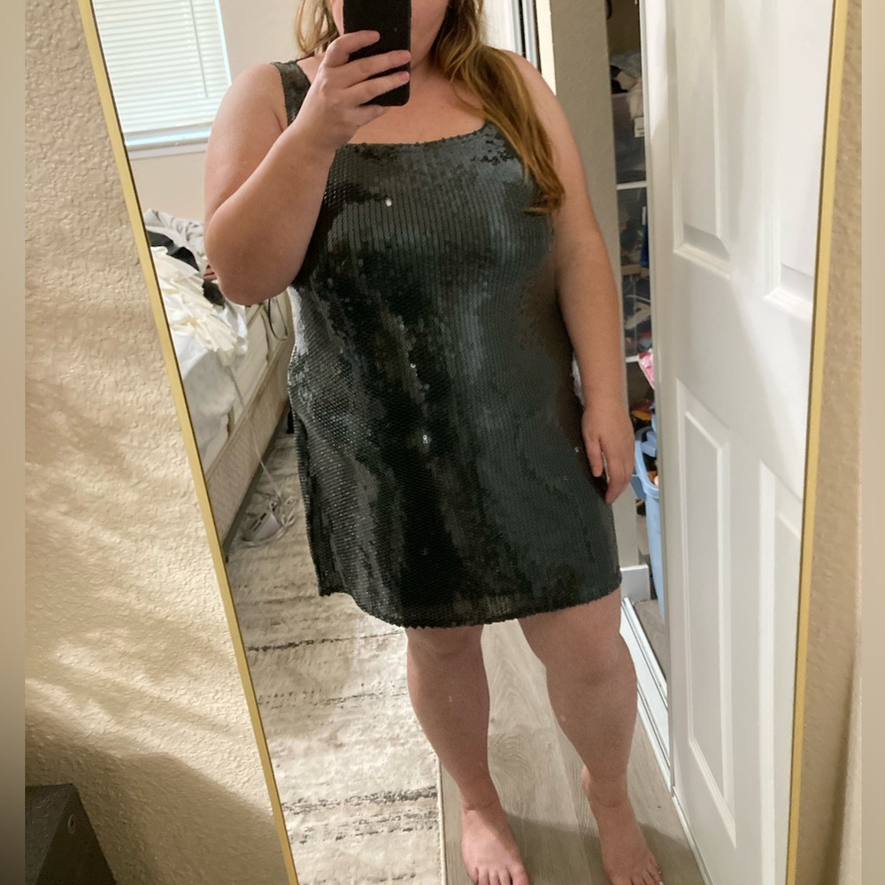 Abercrombie sequin dress! Prefect holiday dress